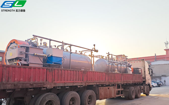 2臺陶瓷材料高壓反應(yīng)釜發(fā)往重慶